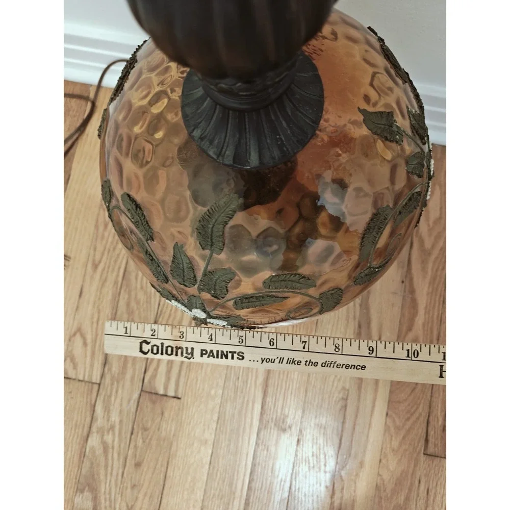Mid Century Modern Amber Round Glass Table Lamp Leaf Floral Appliqué It Works